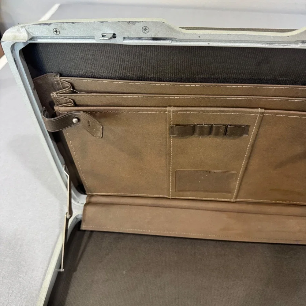 Samsonite Briefcase Mens Brown Hard Shell Vintage Attache Case No Keys